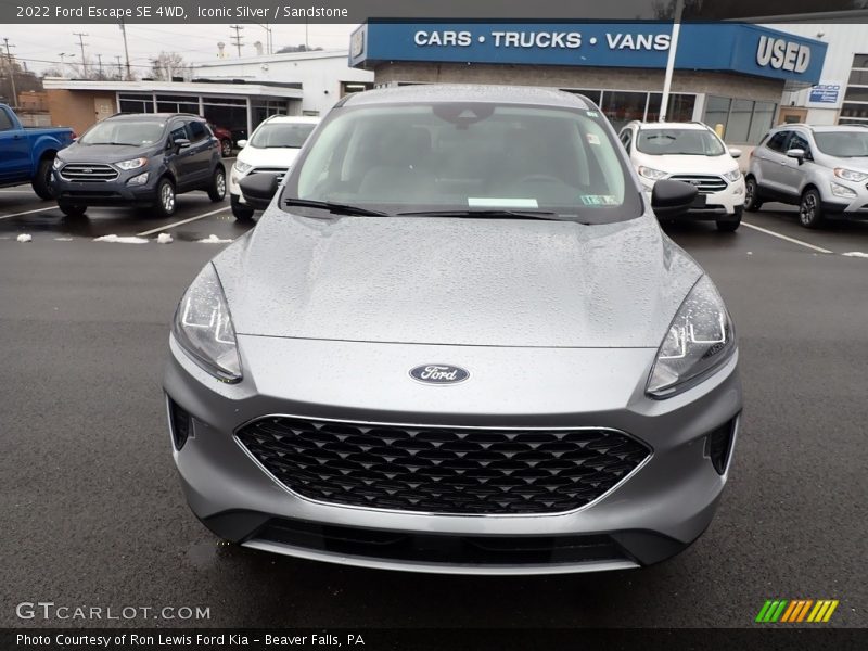 Iconic Silver / Sandstone 2022 Ford Escape SE 4WD