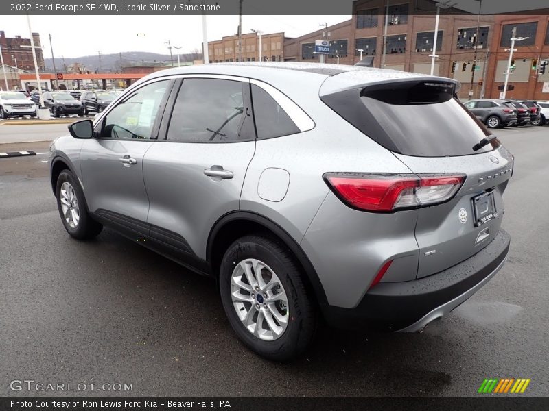 Iconic Silver / Sandstone 2022 Ford Escape SE 4WD