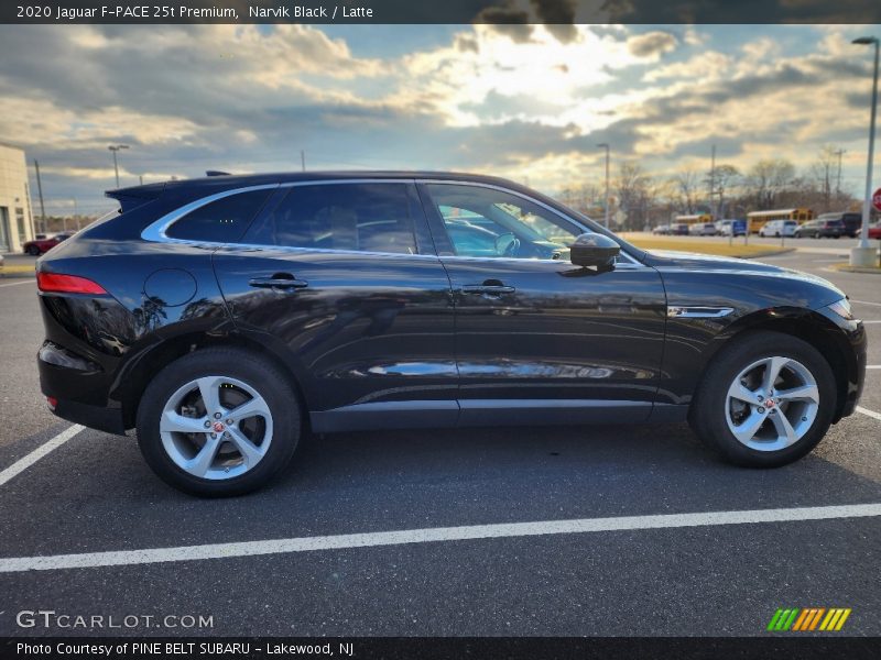Narvik Black / Latte 2020 Jaguar F-PACE 25t Premium
