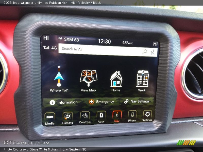 Controls of 2023 Wrangler Unlimited Rubicon 4x4