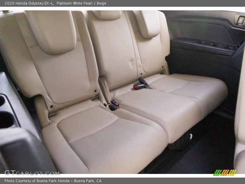 Platinum White Pearl / Beige 2020 Honda Odyssey EX-L