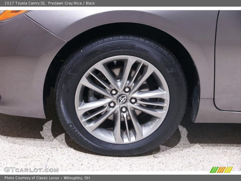 Predawn Gray Mica / Black 2017 Toyota Camry SE