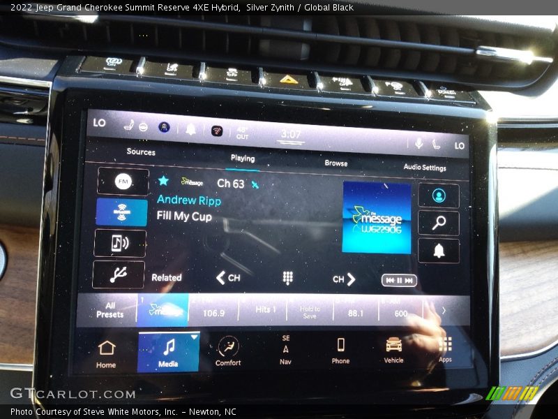 Silver Zynith / Global Black 2022 Jeep Grand Cherokee Summit Reserve 4XE Hybrid