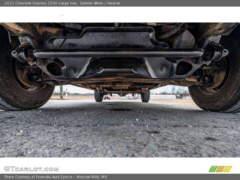 Summit White / Neutral 2013 Chevrolet Express 2500 Cargo Van