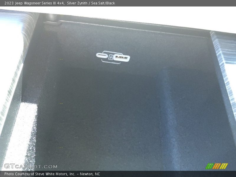 Silver Zynith / Sea Salt/Black 2023 Jeep Wagoneer Series III 4x4