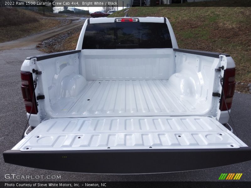 Bright White / Black 2022 Ram 1500 Laramie Crew Cab 4x4