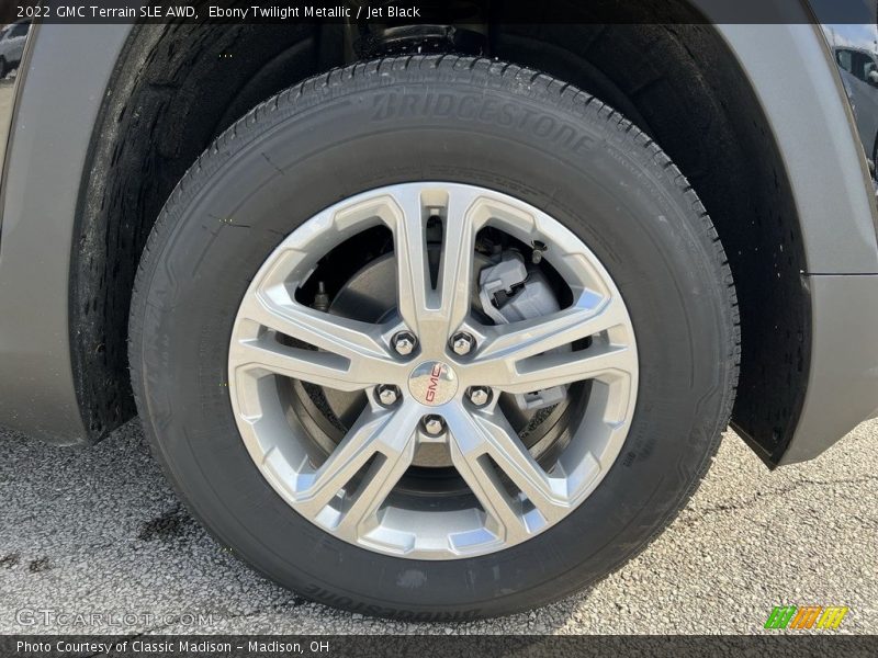  2022 Terrain SLE AWD Wheel