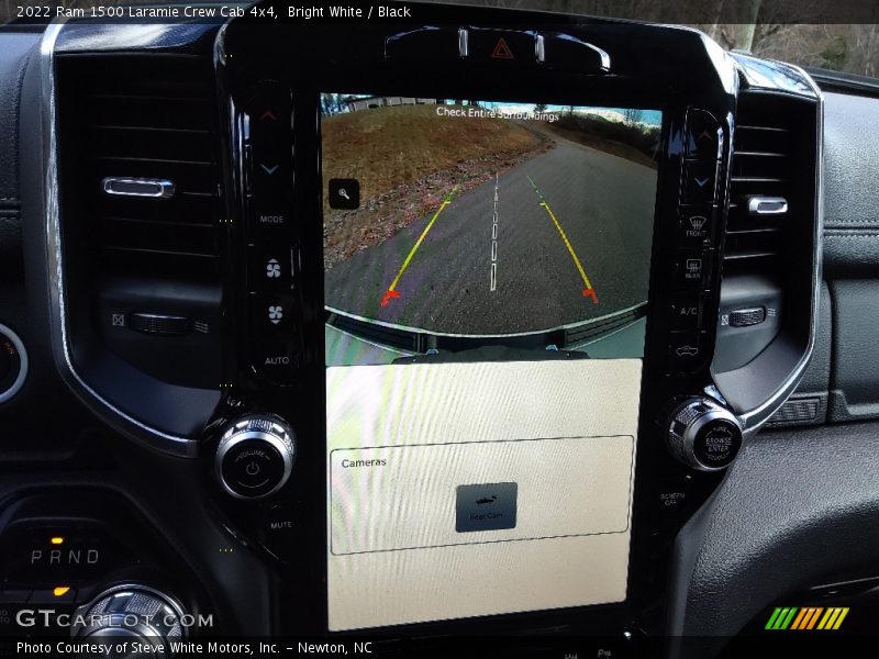 Bright White / Black 2022 Ram 1500 Laramie Crew Cab 4x4