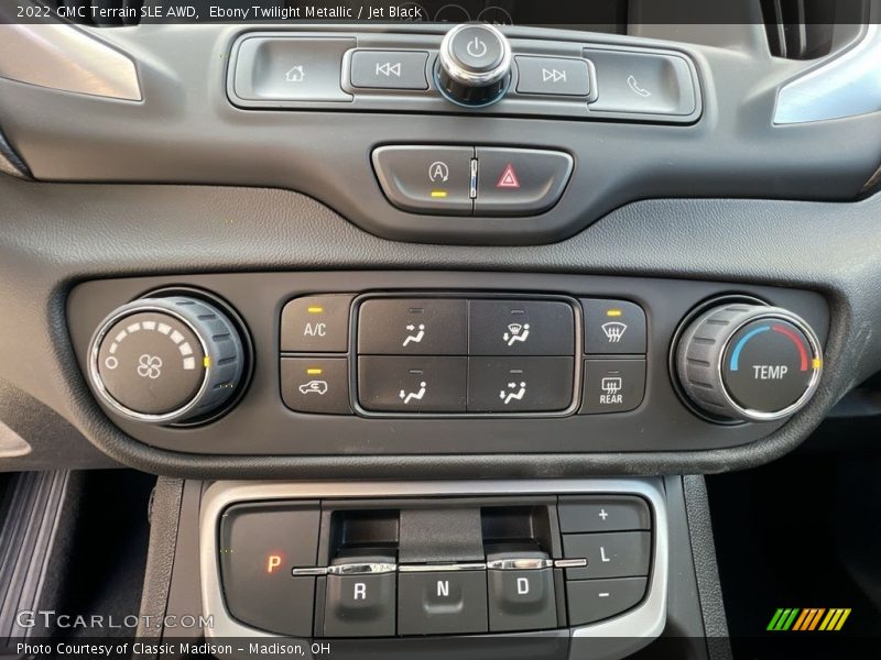 Controls of 2022 Terrain SLE AWD