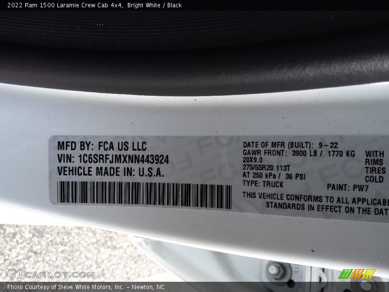 Bright White / Black 2022 Ram 1500 Laramie Crew Cab 4x4