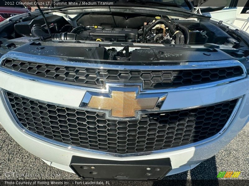 Summit White / Medium Titanium 2012 Chevrolet Cruze LT