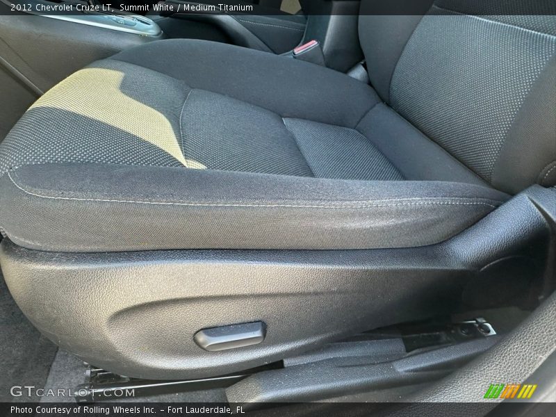Summit White / Medium Titanium 2012 Chevrolet Cruze LT