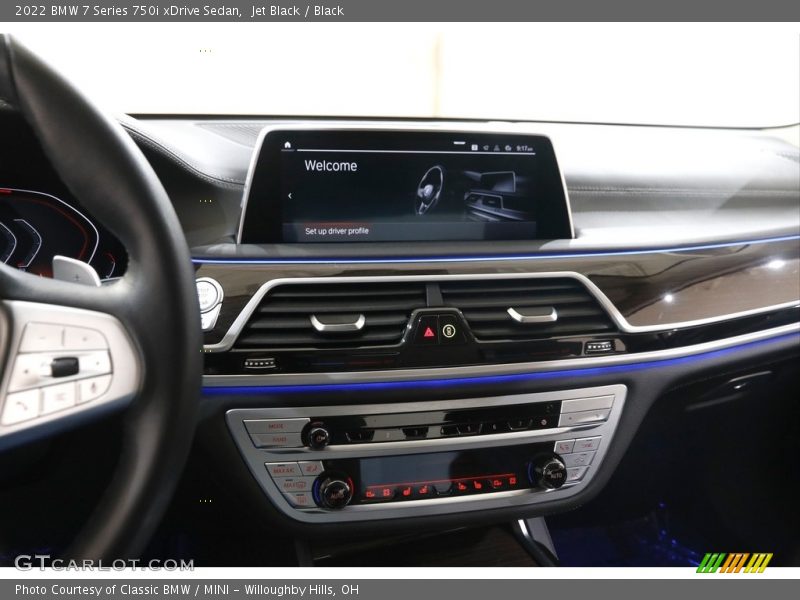 Jet Black / Black 2022 BMW 7 Series 750i xDrive Sedan