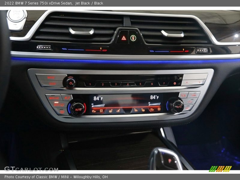 Jet Black / Black 2022 BMW 7 Series 750i xDrive Sedan