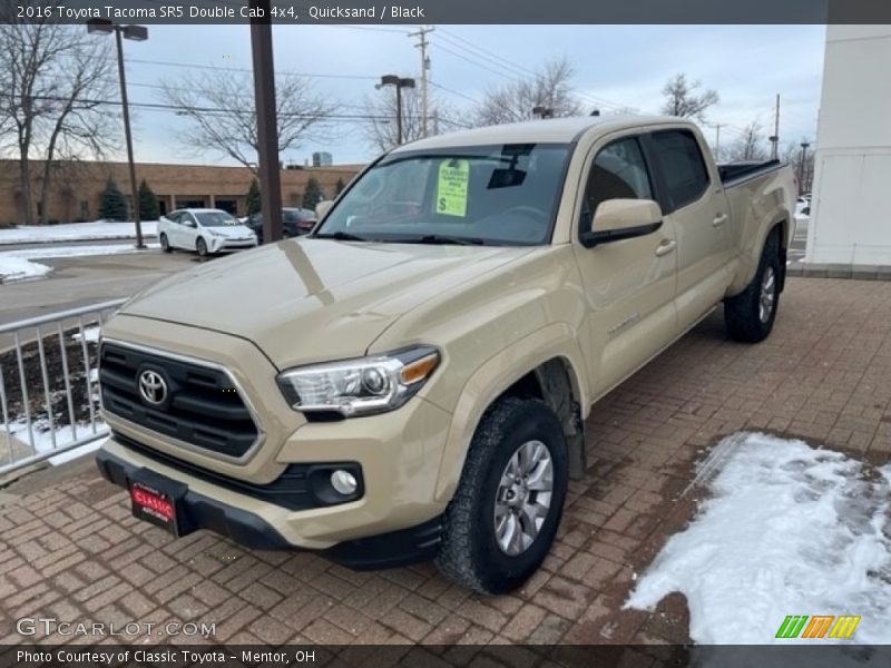 Front 3/4 View of 2016 Tacoma SR5 Double Cab 4x4