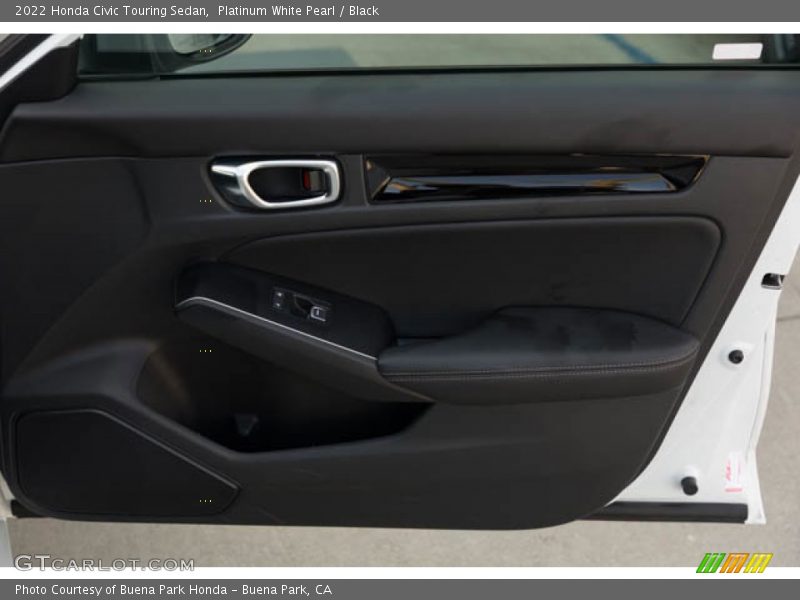 Platinum White Pearl / Black 2022 Honda Civic Touring Sedan