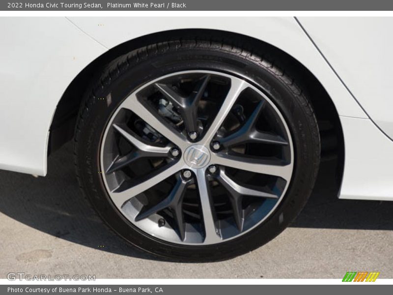 Platinum White Pearl / Black 2022 Honda Civic Touring Sedan