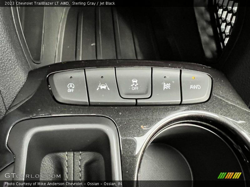 Controls of 2023 TrailBlazer LT AWD