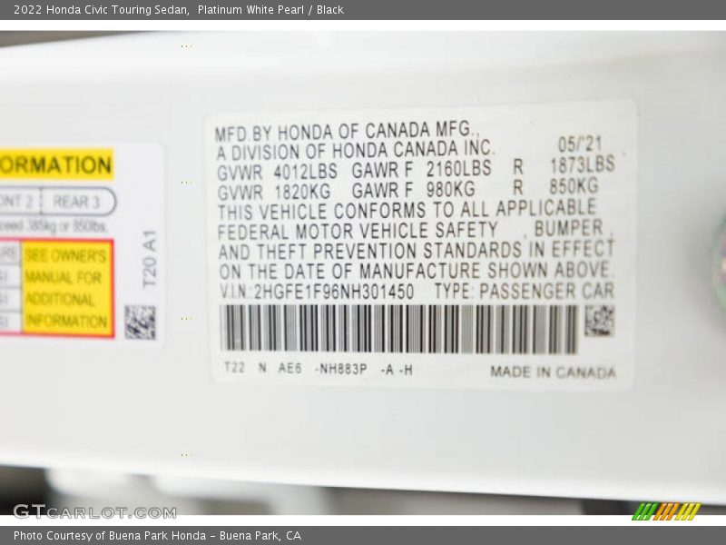 Platinum White Pearl / Black 2022 Honda Civic Touring Sedan