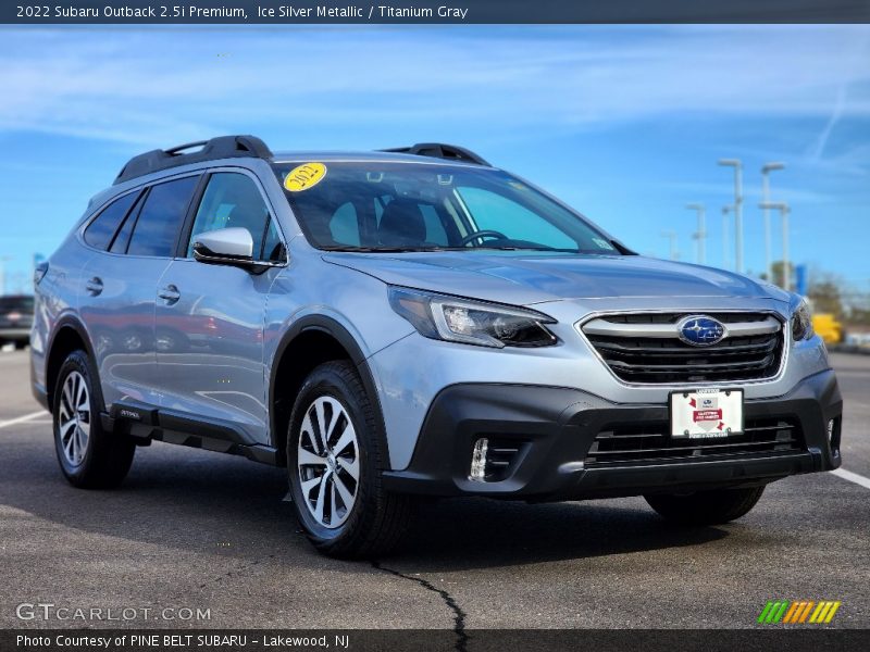 Ice Silver Metallic / Titanium Gray 2022 Subaru Outback 2.5i Premium