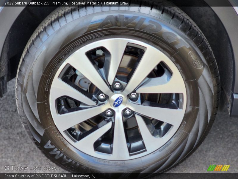 Ice Silver Metallic / Titanium Gray 2022 Subaru Outback 2.5i Premium