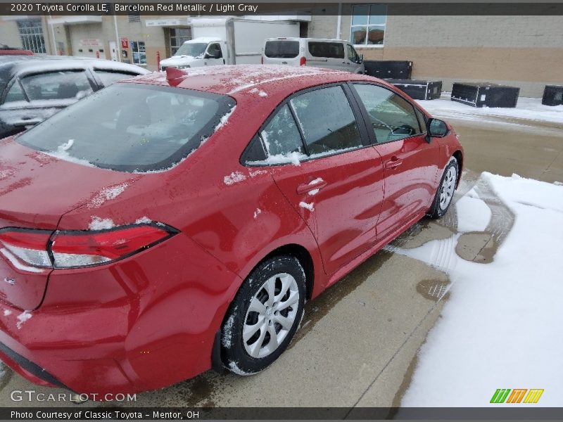 Barcelona Red Metallic / Light Gray 2020 Toyota Corolla LE