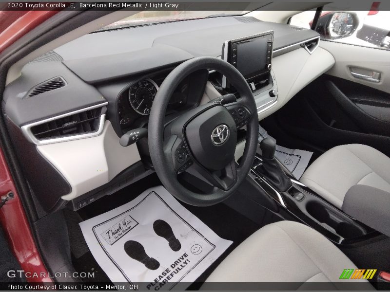 Barcelona Red Metallic / Light Gray 2020 Toyota Corolla LE
