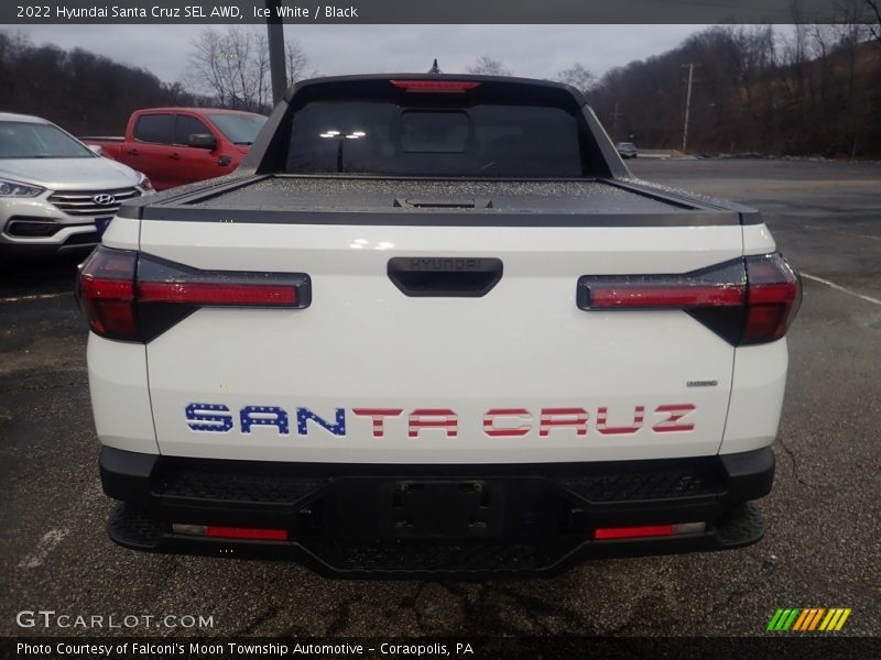  2022 Santa Cruz SEL AWD Logo