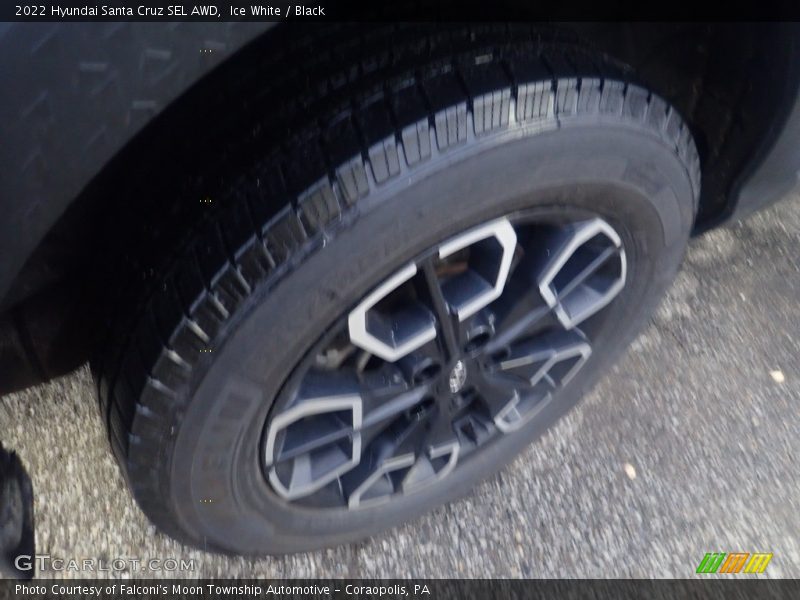 Ice White / Black 2022 Hyundai Santa Cruz SEL AWD