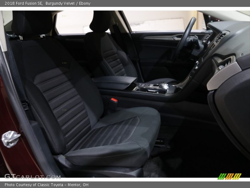 Burgundy Velvet / Ebony 2018 Ford Fusion SE