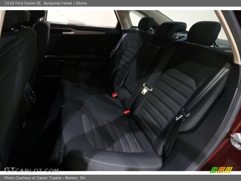 Burgundy Velvet / Ebony 2018 Ford Fusion SE