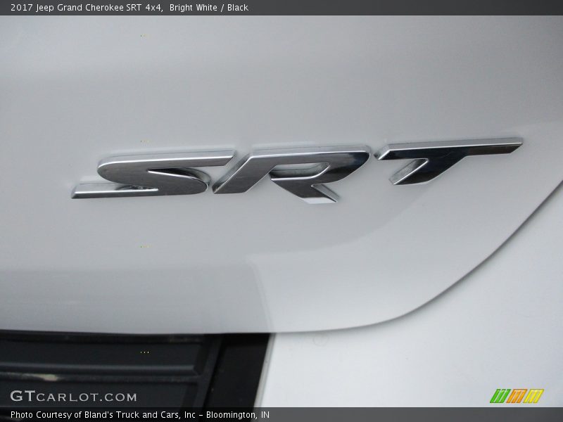 Bright White / Black 2017 Jeep Grand Cherokee SRT 4x4