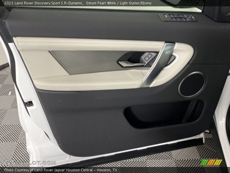 Ostuni Pearl White / Light Oyster/Ebony 2023 Land Rover Discovery Sport S R-Dynamic