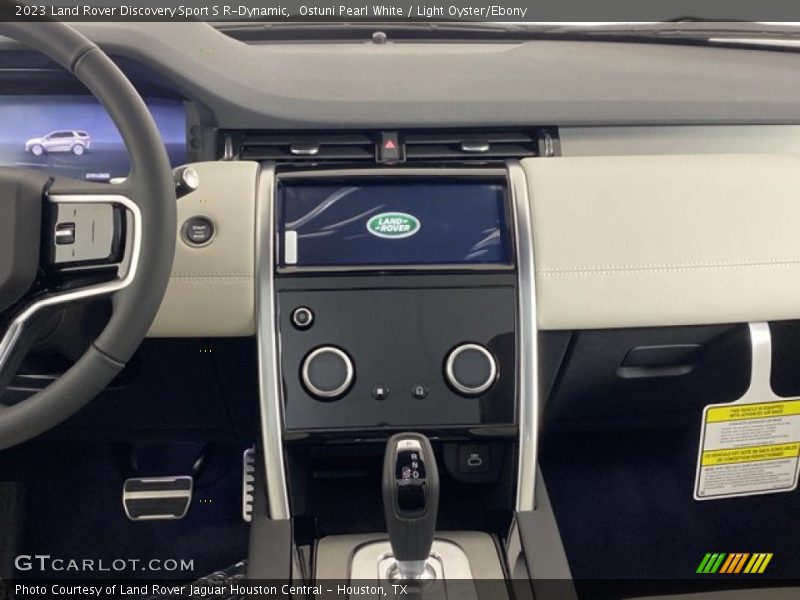 Ostuni Pearl White / Light Oyster/Ebony 2023 Land Rover Discovery Sport S R-Dynamic