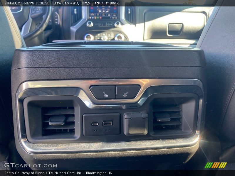 Onyx Black / Jet Black 2019 GMC Sierra 1500 SLT Crew Cab 4WD