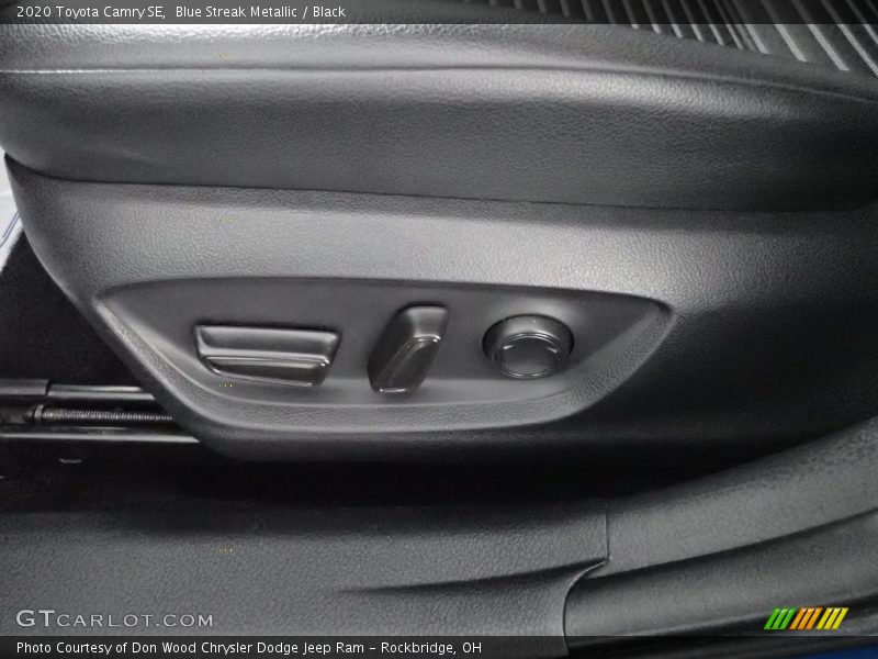 Blue Streak Metallic / Black 2020 Toyota Camry SE