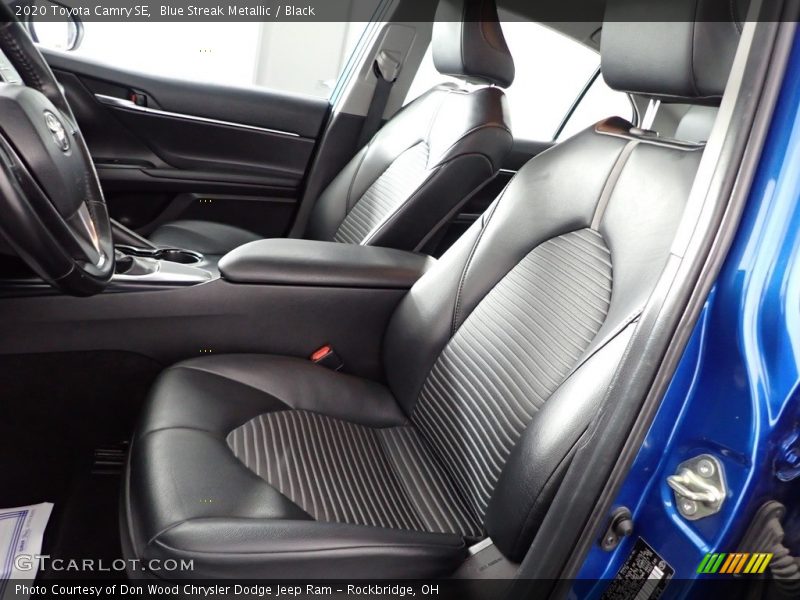 Blue Streak Metallic / Black 2020 Toyota Camry SE