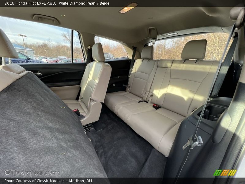 White Diamond Pearl / Beige 2018 Honda Pilot EX-L AWD