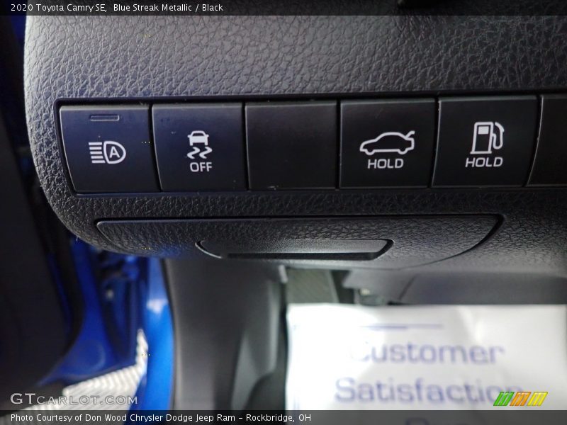 Blue Streak Metallic / Black 2020 Toyota Camry SE