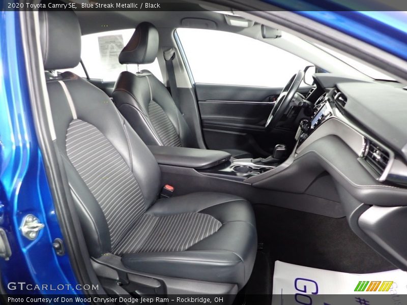 Blue Streak Metallic / Black 2020 Toyota Camry SE
