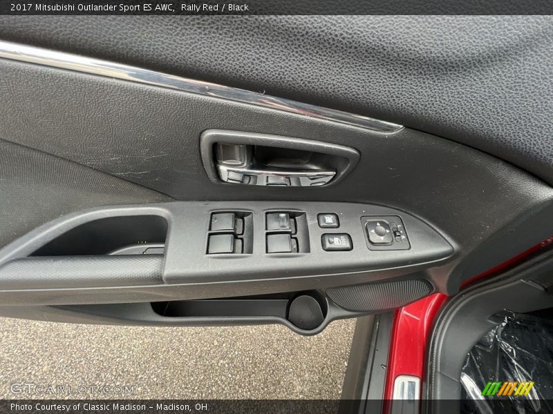 Door Panel of 2017 Outlander Sport ES AWC