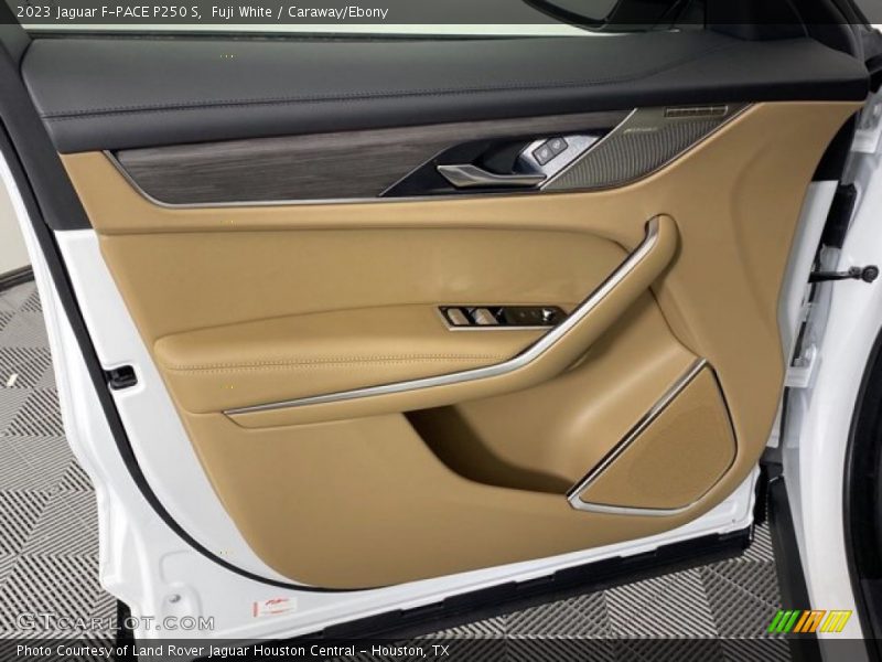 Fuji White / Caraway/Ebony 2023 Jaguar F-PACE P250 S