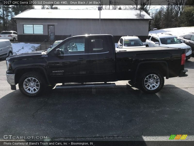 Onyx Black / Jet Black 2017 GMC Sierra 1500 SLE Double Cab 4WD