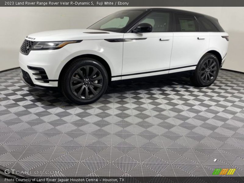 Fuji White / Ebony 2023 Land Rover Range Rover Velar R-Dynamic S