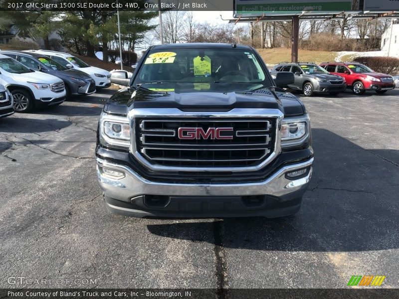 Onyx Black / Jet Black 2017 GMC Sierra 1500 SLE Double Cab 4WD