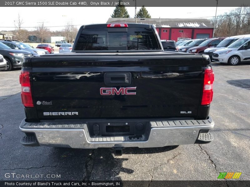 Onyx Black / Jet Black 2017 GMC Sierra 1500 SLE Double Cab 4WD