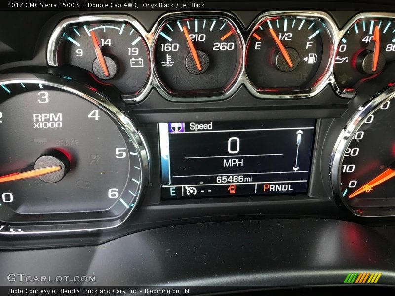 Onyx Black / Jet Black 2017 GMC Sierra 1500 SLE Double Cab 4WD
