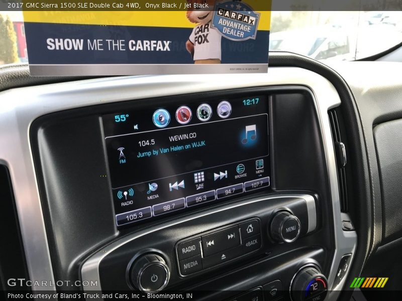 Onyx Black / Jet Black 2017 GMC Sierra 1500 SLE Double Cab 4WD