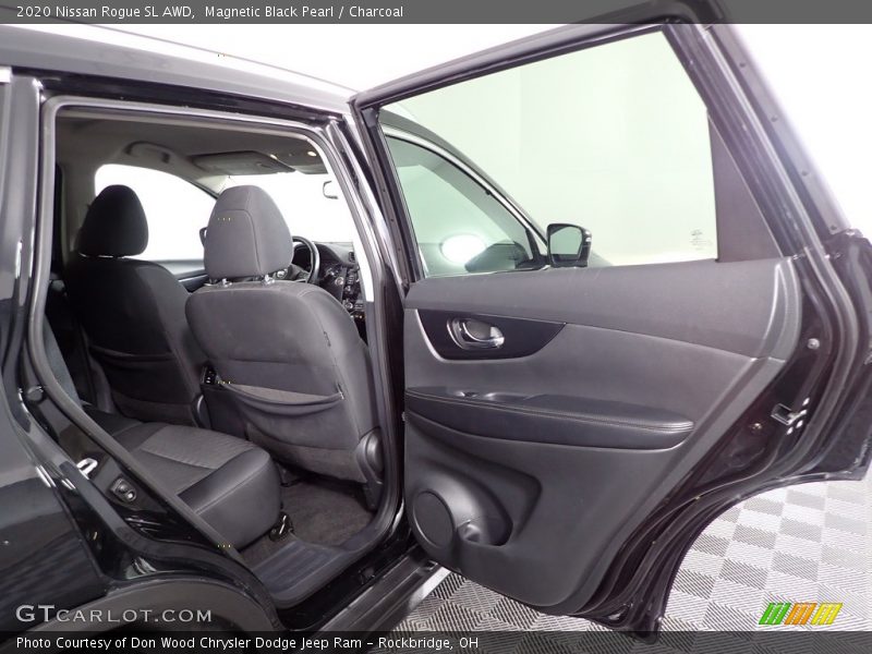Magnetic Black Pearl / Charcoal 2020 Nissan Rogue SL AWD