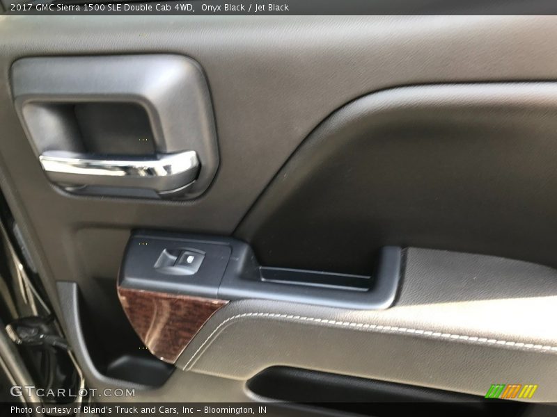 Onyx Black / Jet Black 2017 GMC Sierra 1500 SLE Double Cab 4WD